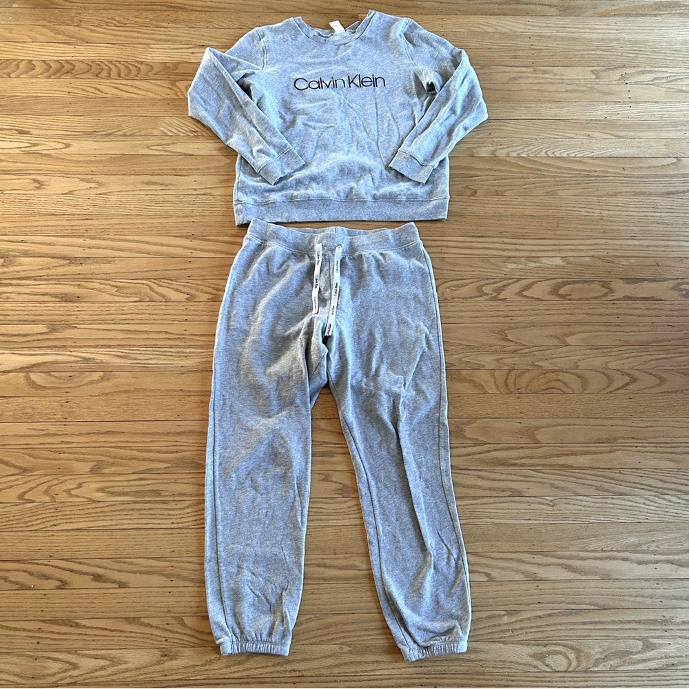 Calvin Klein | gray two piece set